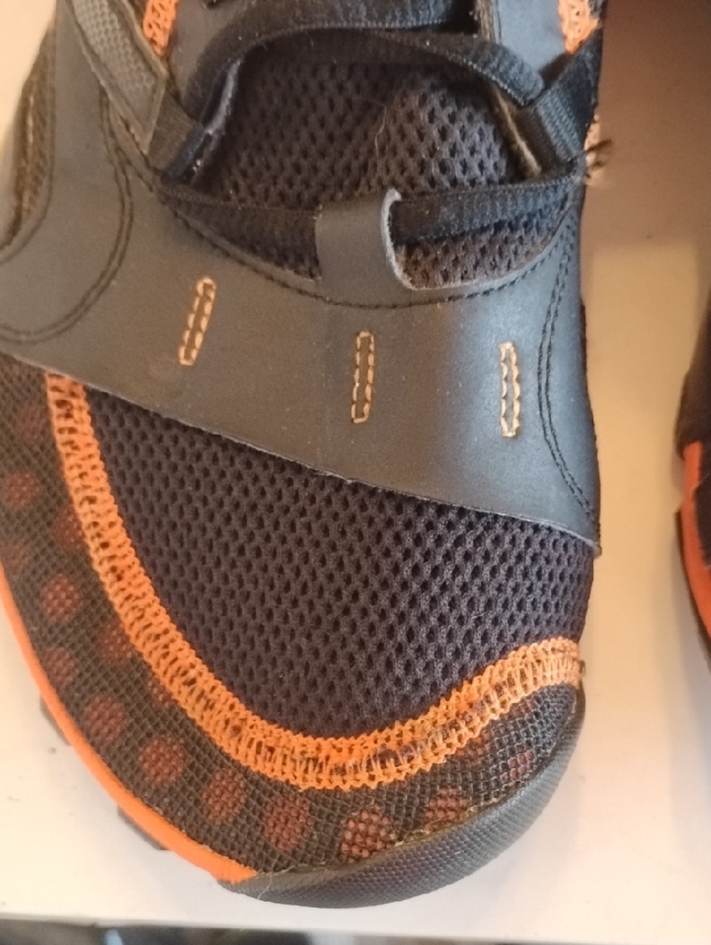 New Balance Minimus Trail Shoes Mens 11 Vibram Black Orange Lightweight - Picture 10 of 14